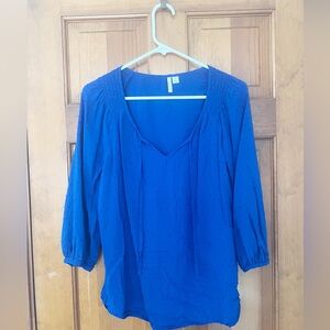 Elle Boho Blouse Womens Size Medium Royal Blue Rayon Tie Front‎ Detail